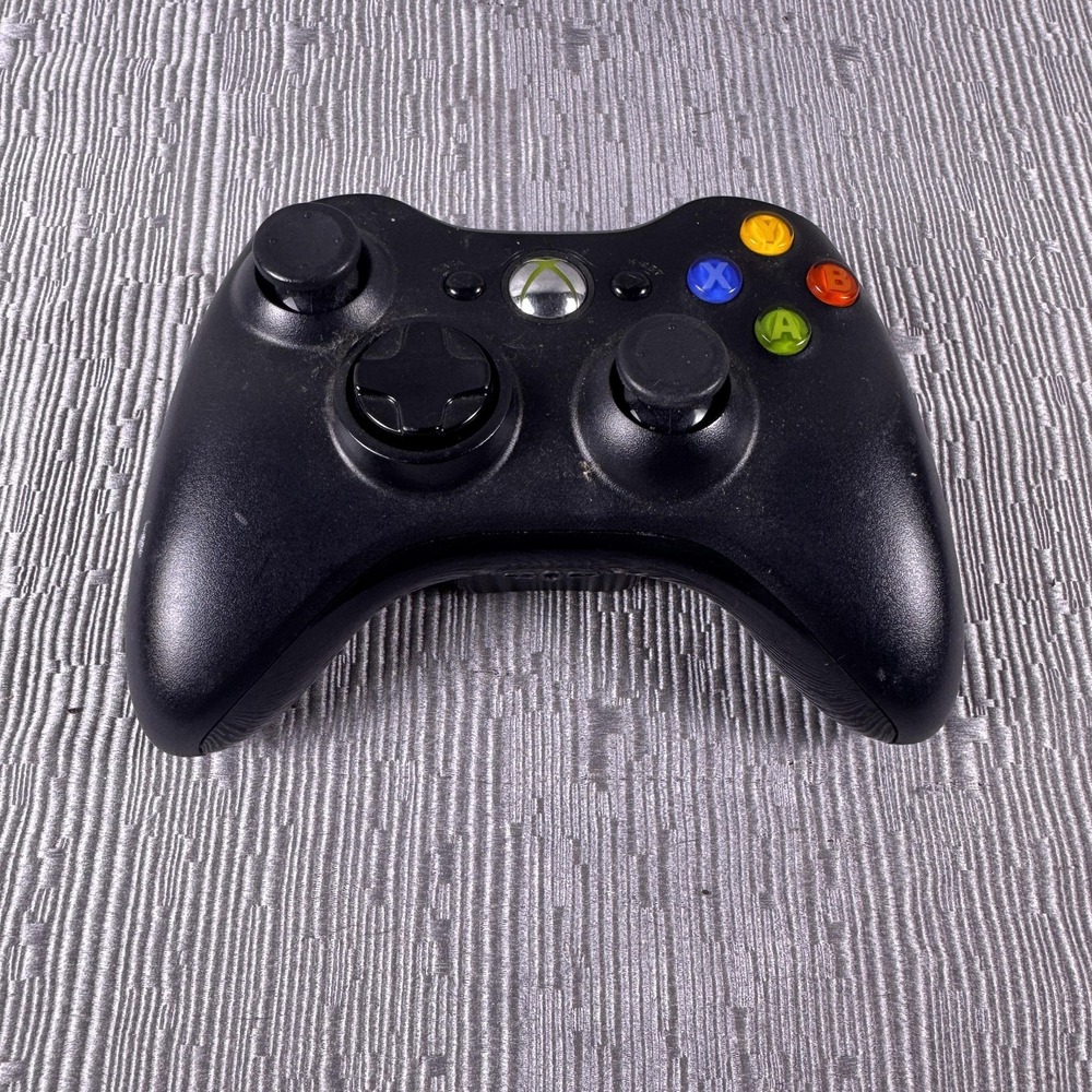 Microsoft Xbox 360 Wireless Controller Black Model 1403 Battery Pack Game
